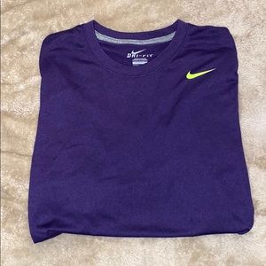 Nike T-shirt